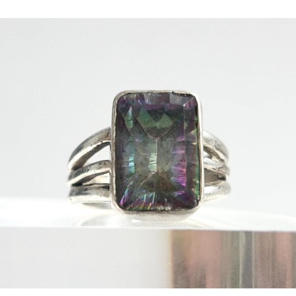 Vintage Jewelry - XL Mystic Topaz Minimalist Sterling Silver Vintage Ring - sz 7.75